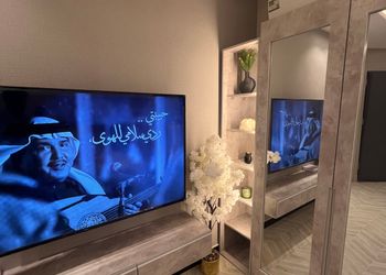 استديو هادئ بدخول ذاتي 