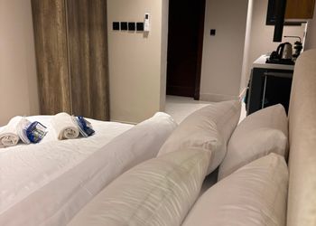 استديو بسرير ماستر ودخول ذاتي