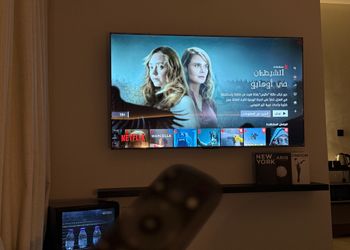 استديو بأثاث مريح وبسيط 