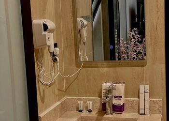 استديو بسرير ماستر