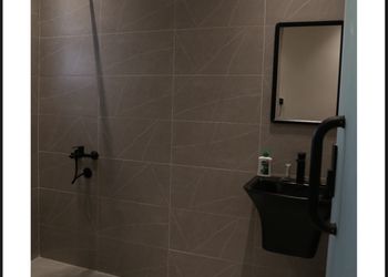 استديو بسرير ماستر وجلسة جانبية