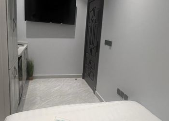 استديو بدخول ذاتي وسرير مريح 