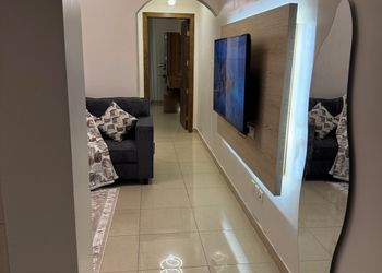 شقة بغرفة معيشة وغرفة نوم 