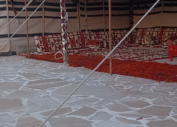 استراحة باطلالة على الجبل ومسبح 