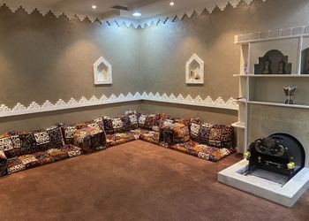 شالية بجلسة خارجية والعاب اطفال
