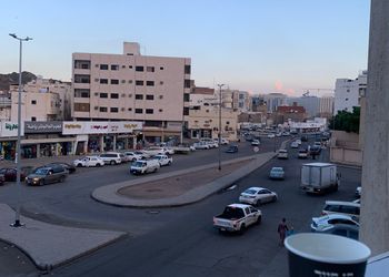 شقة بصالة وغرفة نوم 