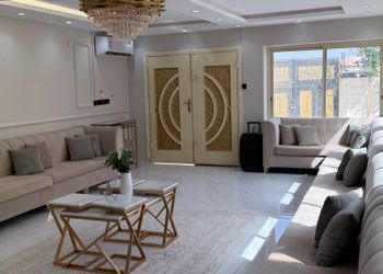 شاليه بألعاب مائية ومسبح