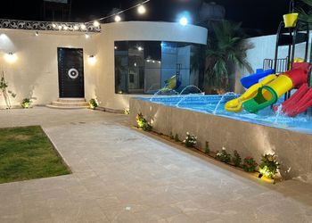 شاليه بألعاب مائية ومسبح