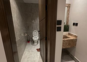 شقة بتصميم أنيق ودخول ذاتي 