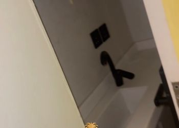 استديو بسرير ماستر وجلسة جانبية