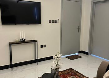 استديو بدخول ذاتي وسرير مريح 