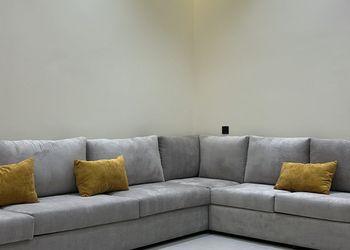 شاليه بصالة جلوس وألعاب أطفال