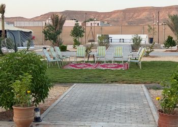 استراحه ببيت شعر ملكي