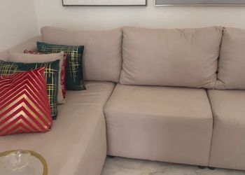 استديو هادئ بحديقة خارجية