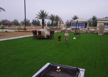 مزرعة بمناظر خلابة وجلسة خارجية 
