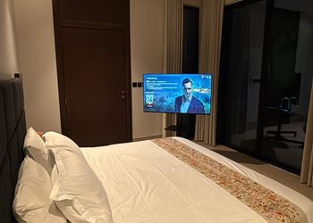 شاليه بغرفتين نوم وصالة أنيقة