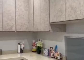 شقة بصالة جلوس وغرف نوم