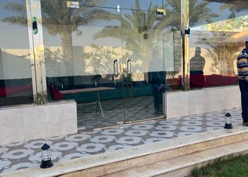 استراحة بمجالس واسعة وجلسة خارجية