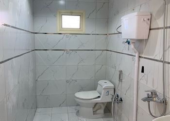 وحده بغرفة نوم وفناء خارجي 