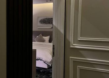استديو هادئ بدخول ذاتي 