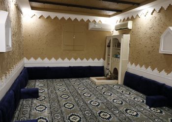 مزرعه بجلسات خارجيه وبيت شعر 