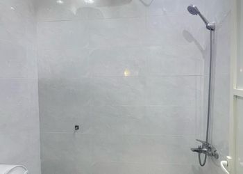 شالية بمجلس مطل على المسبح 
