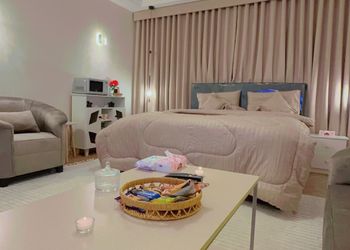 استديو بتصميم هادئ ودخول ذاتي