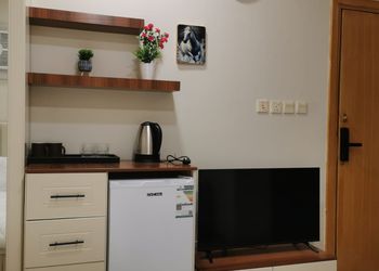 استديو بسرير ماستر وجلسة جانبية 