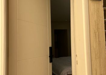 استديو بدخول ذاتي وسرير مريح 