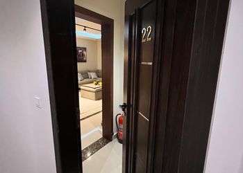 شقة بغرفة نوم وصالة 