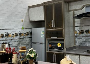 استراحة بمسطح اخضر ومجالس