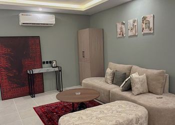 استديو بكراج،دخول ذاتي،شاشه ٧٥