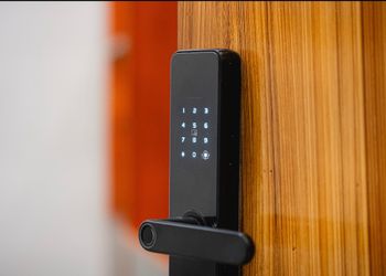 استديو بسرير ماستر ودخول ذاتي