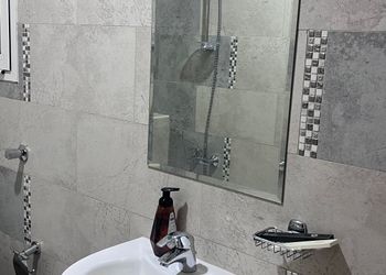 استديو بسرير ماستر وجلسة جانبية