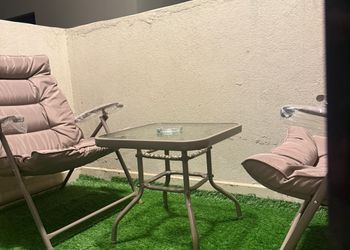 شقة بغرفتين نوم وصالة 