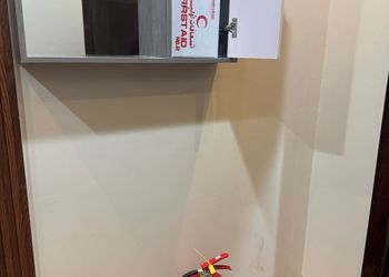 شقة بثلاث غرف نوم وصالة