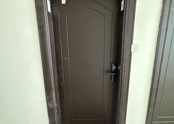 شقة بغرفة نوم وغرفة معيشة 