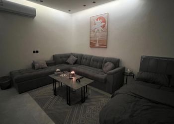 استديو بدخول ذاتي