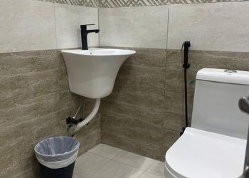 استديو هادئ بدخول ذاتي 
