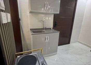 استديو هادئ بسرير ماستر 
