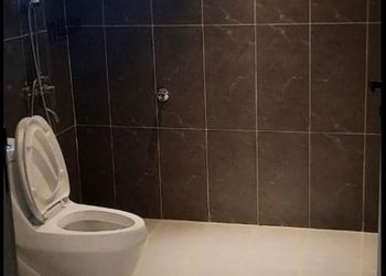 شقة بصالة هادئة دخول ذاتي