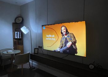 استديو بسرير ماستر وجلسة جانبية 