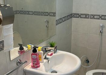 شقة بغرفتين نوم وصالة جلوس 