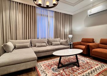 شقة بتصميم أنيق ودخول ذاتي 