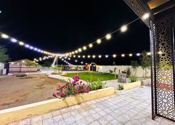 استراحة ببيت شعر ومجلس