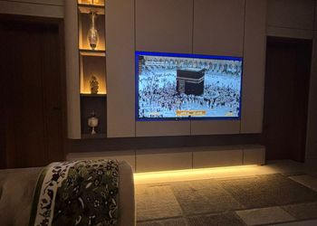 شقة بثلاث غرف نوم وصالة