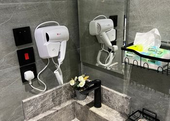 استديو هادئ بسرير ماستر 