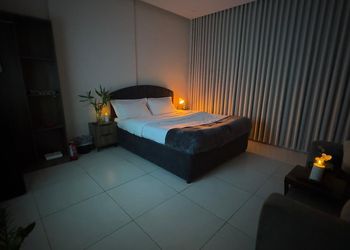 استديو بسرير ماستر