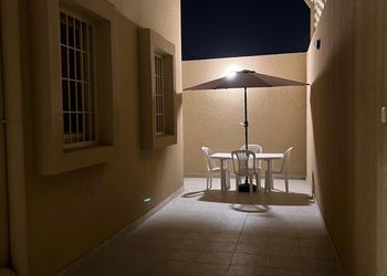 شقة بغرفة نوم وصالة جلوس