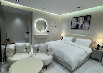 استديو انيق بدخول ذاتي 